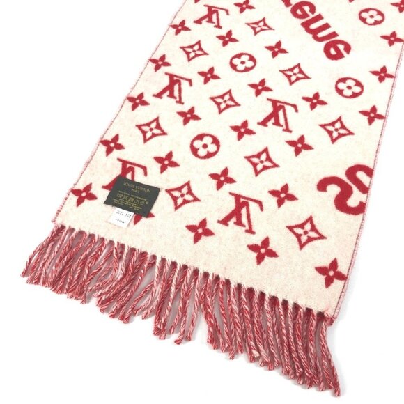 LOUIS VUITTON Red Scarf - Picture 9 of 10